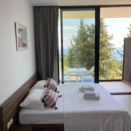 Summer Wine Boutique Apartment