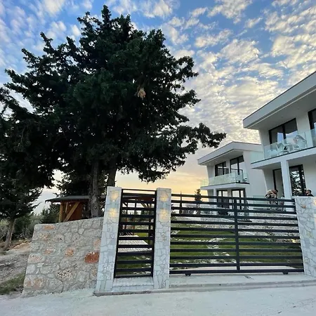 Summer Wine Boutique Апартаменты *