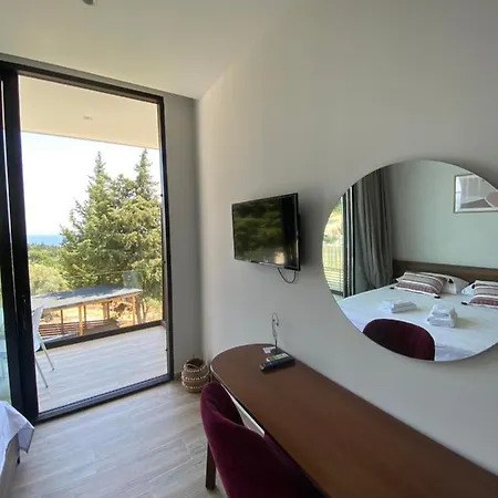 Апартаменты Summer Wine Boutique