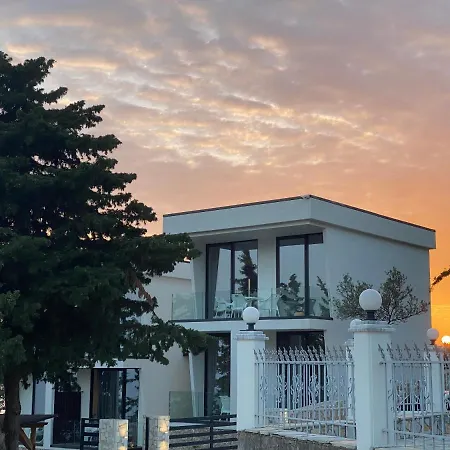 Summer Wine Boutique