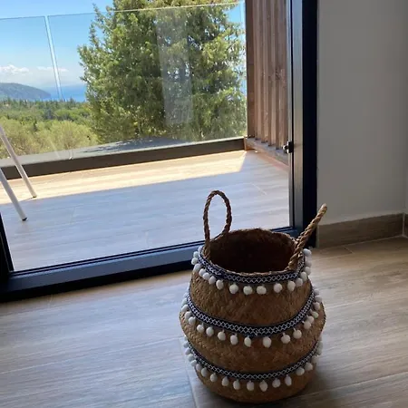 Summer Wine Boutique * Dhermi