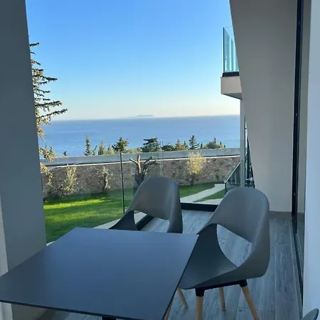 Summer Wine Boutique *