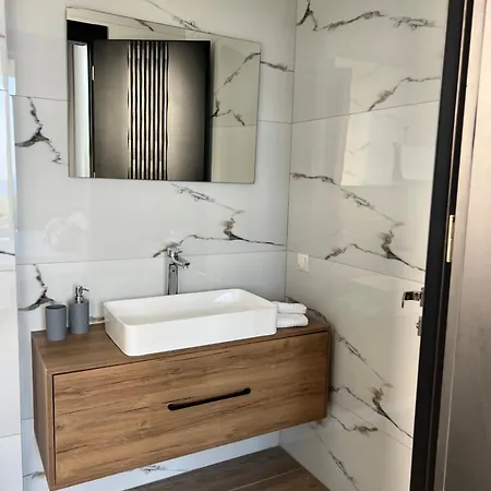 Summer Wine Boutique