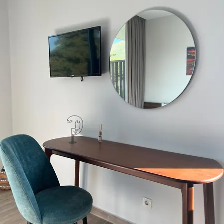 Апартаменты Summer Wine Boutique