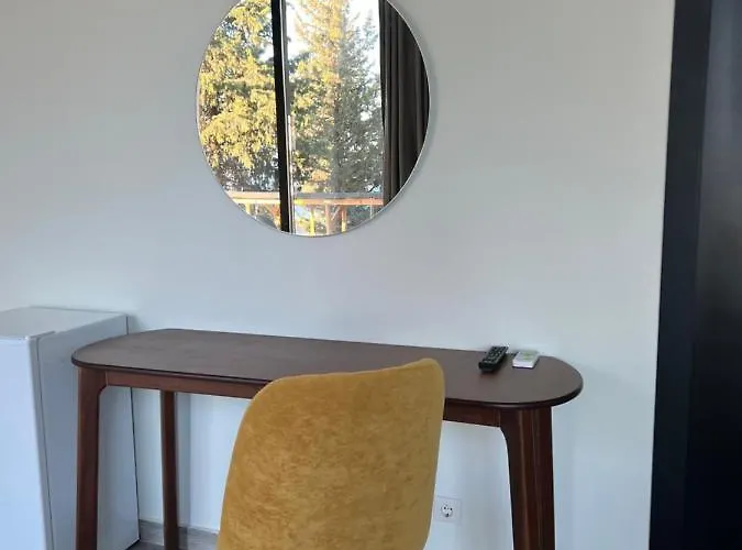 Summer Wine Boutique Dhërmi