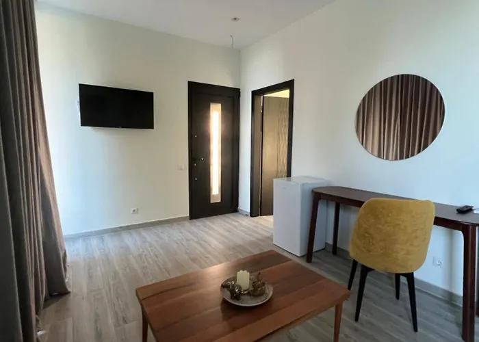 Summer Wine Boutique * Dhërmi